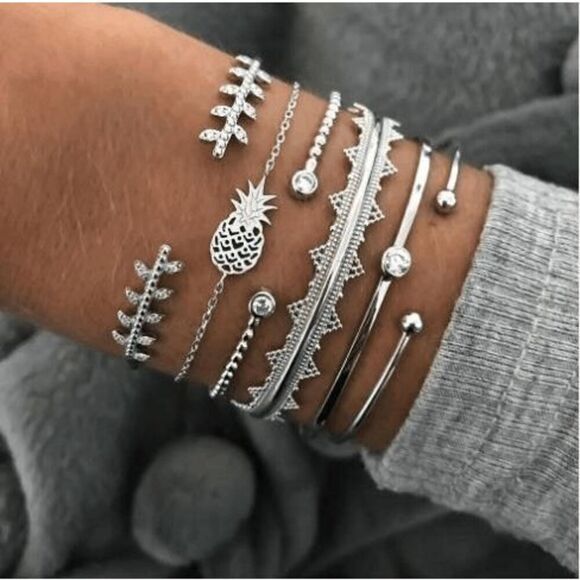 2/$21 Restocked- Pineapple Aztec Silver Dangle Bracelet Set - Picture 1 of 6